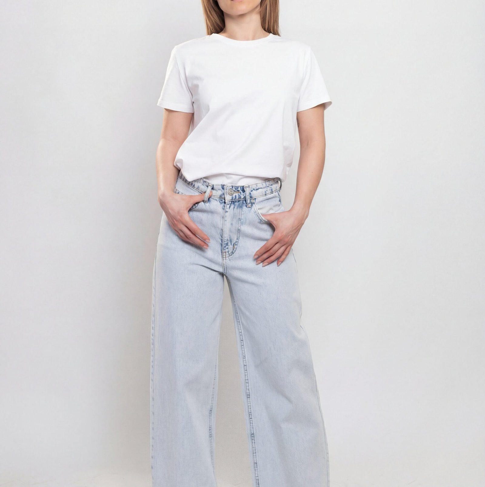 Light Wash High-Waist Wide-Leg Jeans