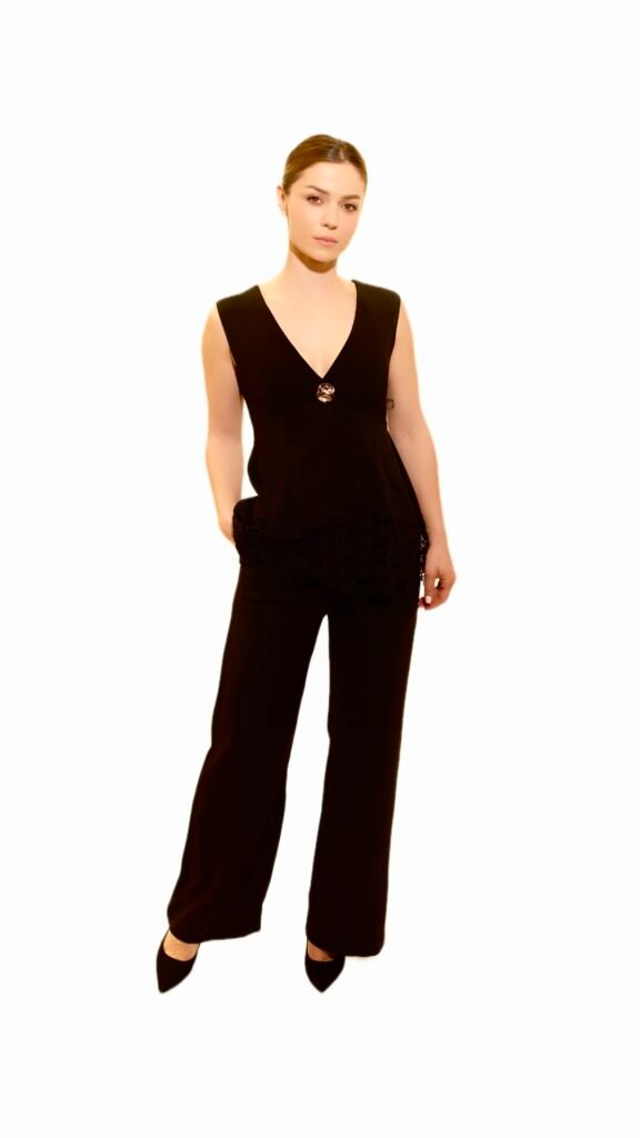 Elegant Black Sleeveless Jumpsuit Set
