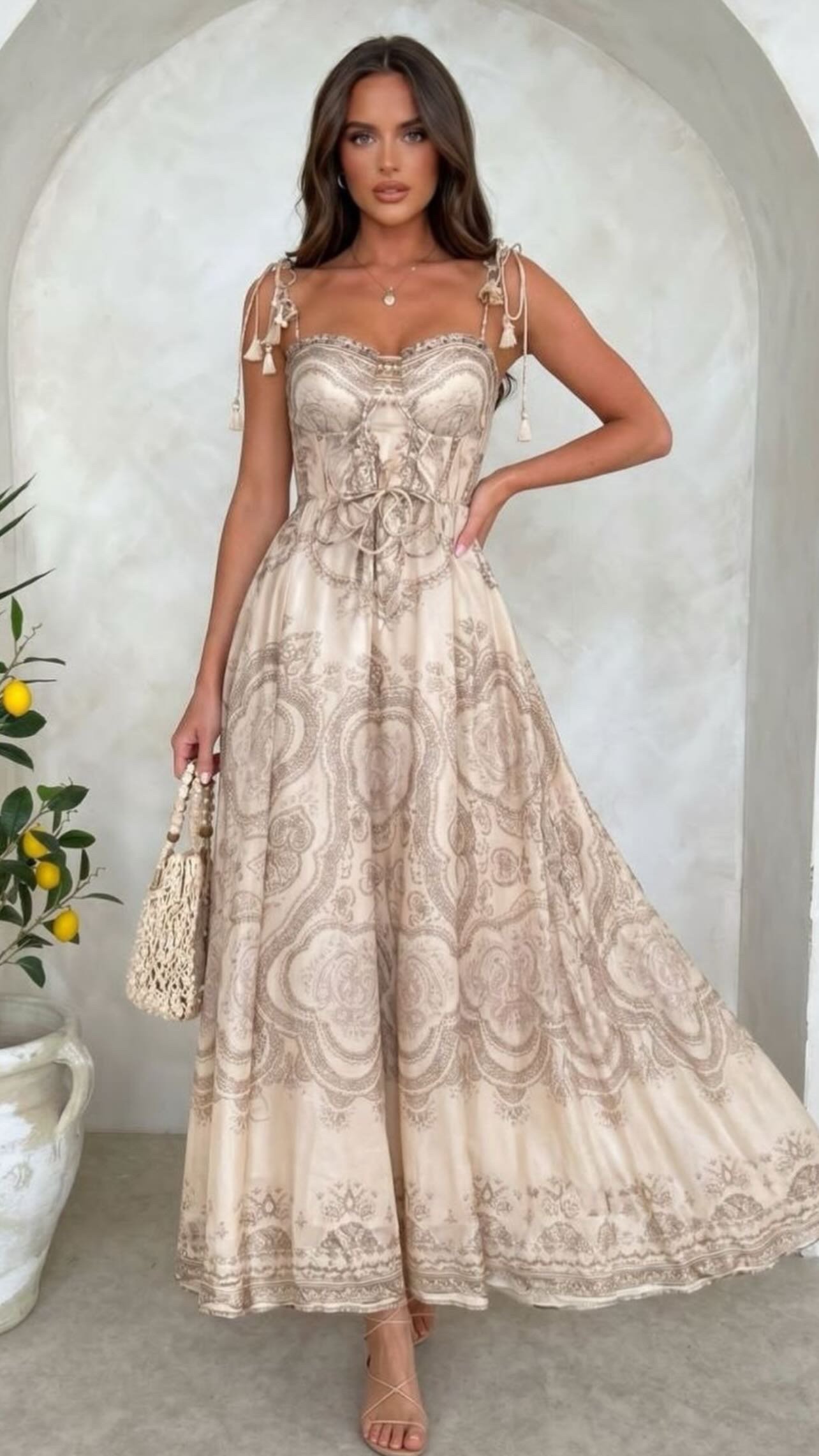 Elegant Printed Maxi Dress – Romantic Flowing Silhouette