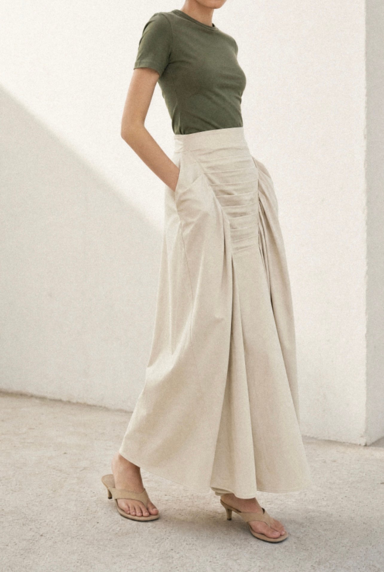 Elegant Pleated Maxi Skirt in Beige